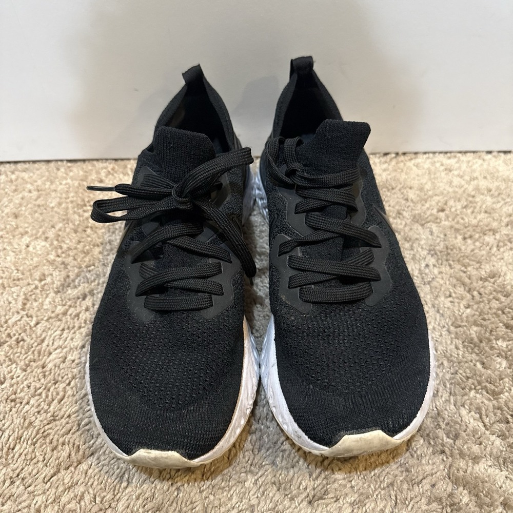 Nike Epic React Flyknit 2 Womens Size 9.5 Black Running Shoes BQ8927-001 - Picture 4 of 14